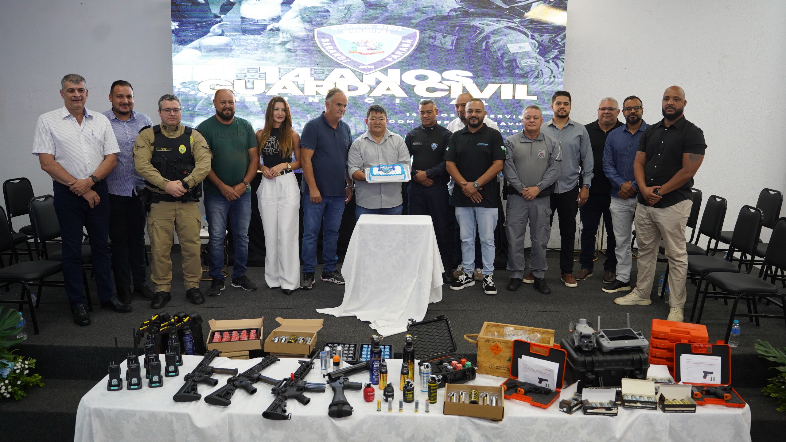 Guarda Civil Municipal de Sarandi celebra 14 anos com anúncio de concurso público e apresentação de novo armamento não letal