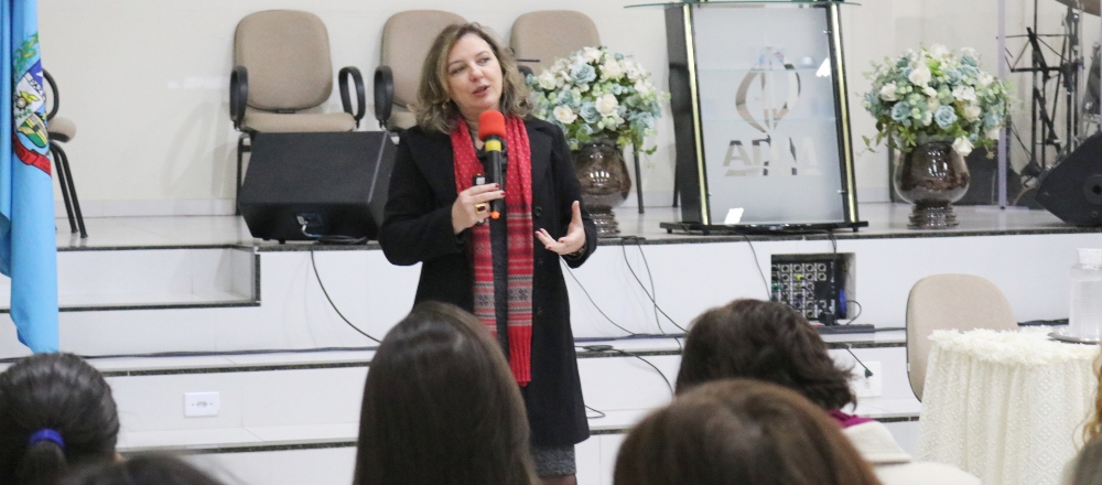 Secretaria de Educação discute a BNCC  e a Proposta Curricular de Sarandi
