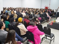 Secretária de Educação realiza Jornada Pedagógica com apresentação do material que será utilizado na rede pública, além de reuniões para alinhamento das equipes