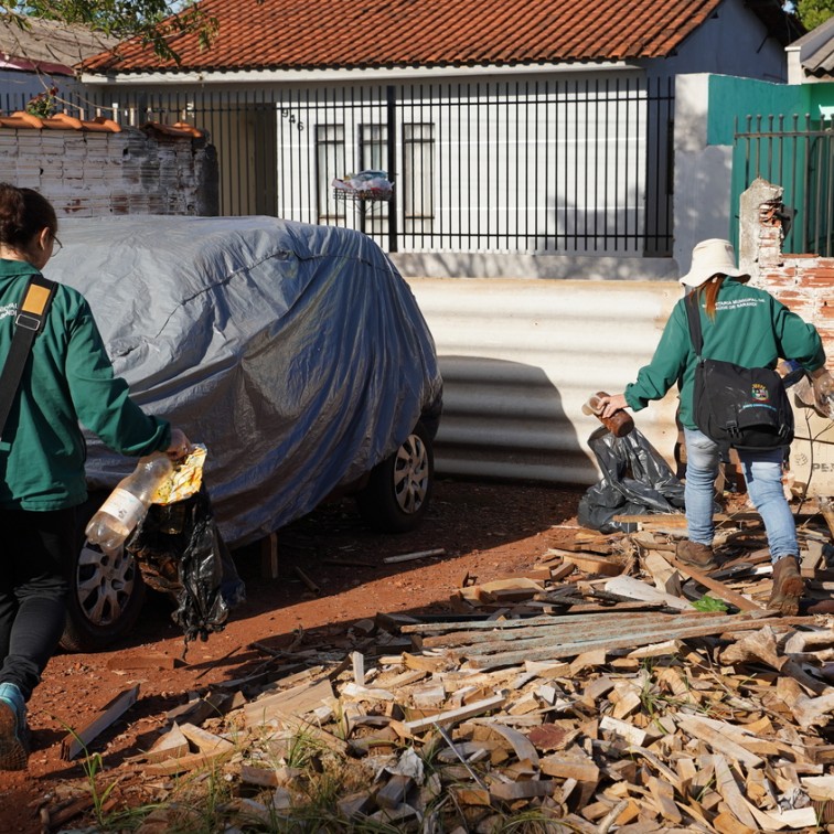 Prefeitura de Sarandi realiza arrastão contra a dengue e reforça ações de conscientização nos conjuntos Floresta e Mauá