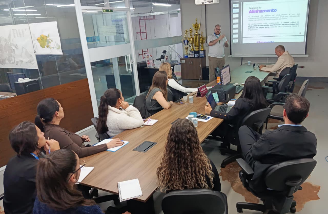 DECOM dá sequência à capacitação de servidores para fortalecer a comunicação da Prefeitura de Sarandi