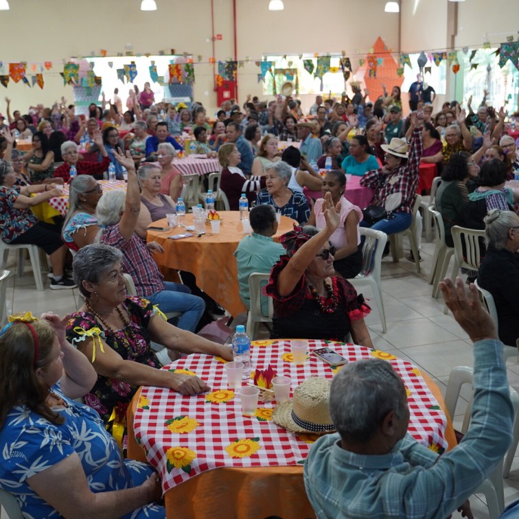 Arraiá Julino dos 60+ reúne cerca de 350 idosos em tarde de integração, lazer e fortalecimento de vínculos em Sarandi