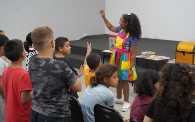 Dia do Livro é celebrado com atividade de leitura para crianças e adolescentes do CRAS