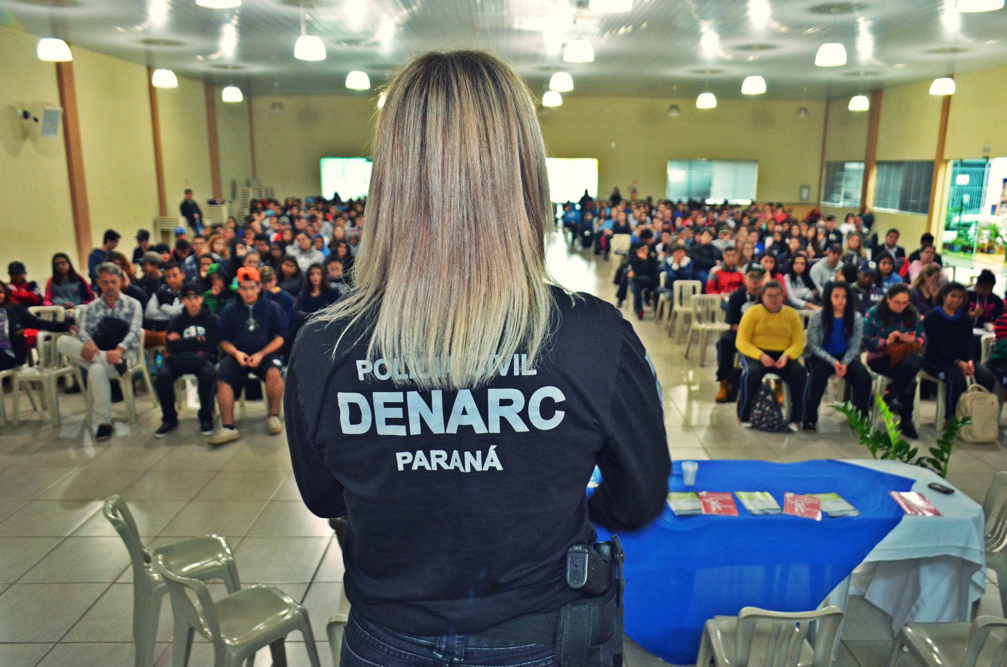 DENARC realiza palestra antidrogas em Sarandi