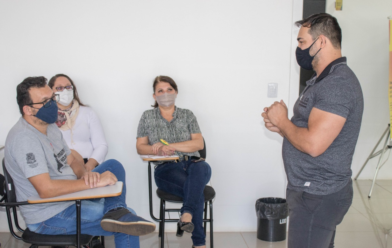 Servidores municipais de Sarandi recebem curso de capacitação do CMDCA-PR