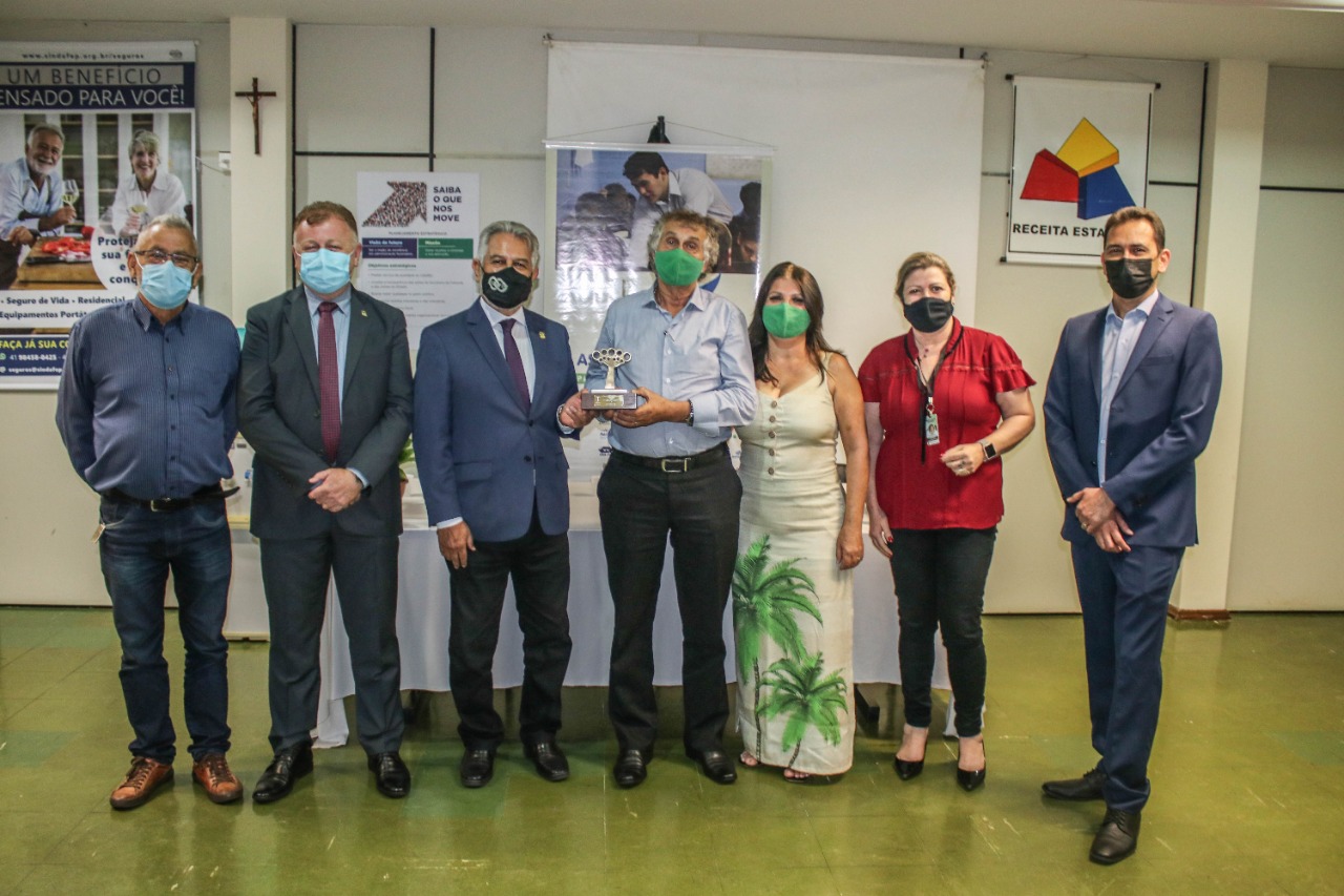 Sarandi recebe prêmio Gestor Público Paraná através de projeto da Secretaria de Desenvolvimento Econômico