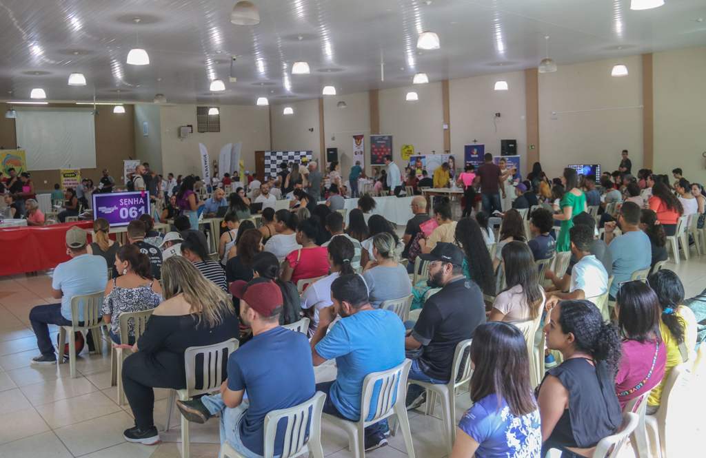 Feira da Empregabilidade cria oportunidade ao reunir num mesmo local quem procura e quem oferta trabalho