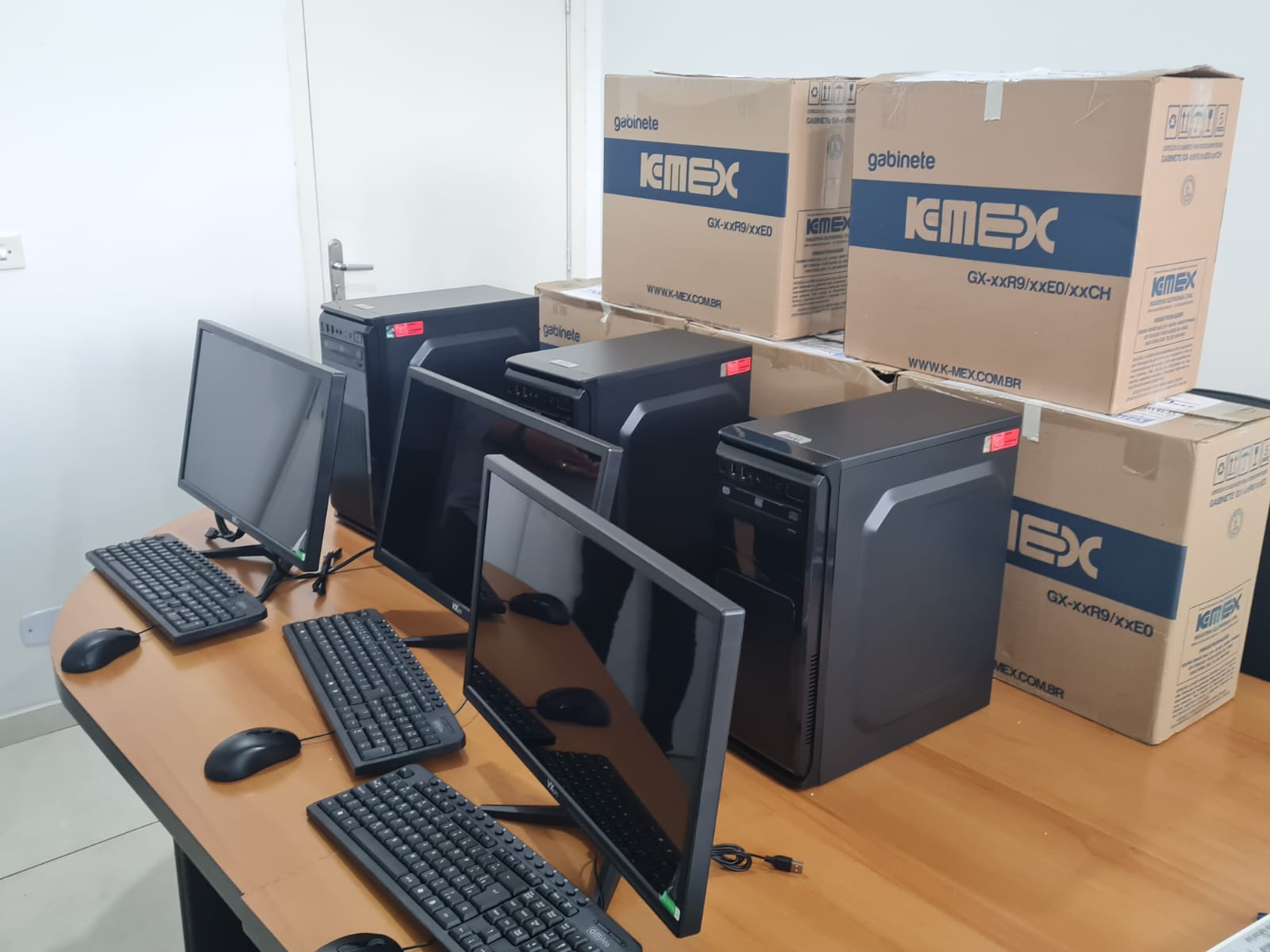 Saúde segue com investimentos em infraestrutura tecnológica com aquisição de 45 novos computadores