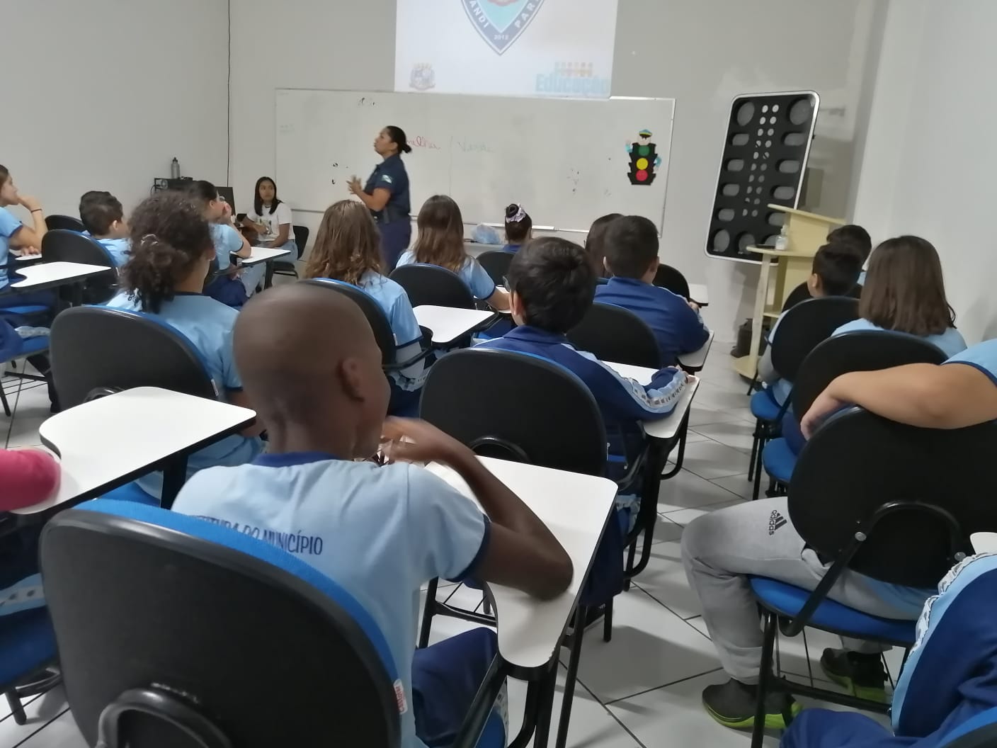 Educação no trânsito busca formação cidadã de estudantes, enfatizando respeito e responsabilidade