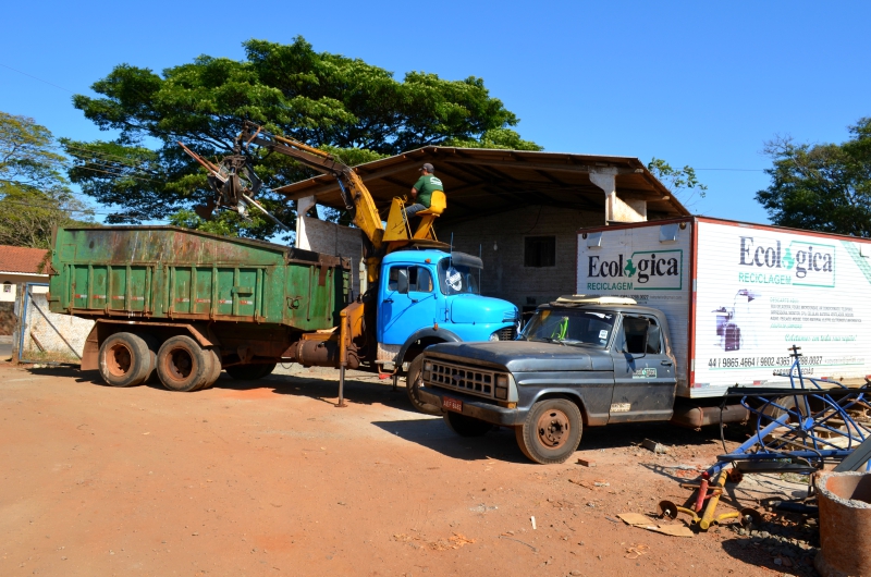 Prefeitura arrecada com venda de sucata
